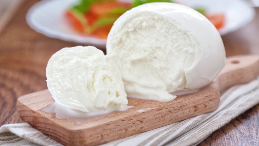 Ultimate Delicious Guide to Cheese in Italian: Taste Italy’s Best 3 Cheese in Italian-Mozzarella di Bufala